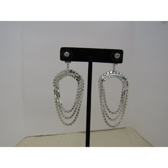 NWT WHBM SILVERTONE BAGUETTE CHANDELIER  EARRINGS - Picture 8 of 8